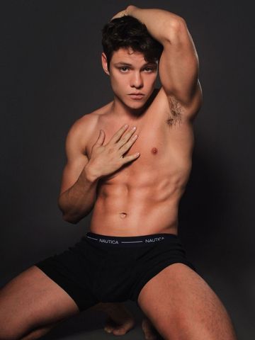 Max Garibay 4