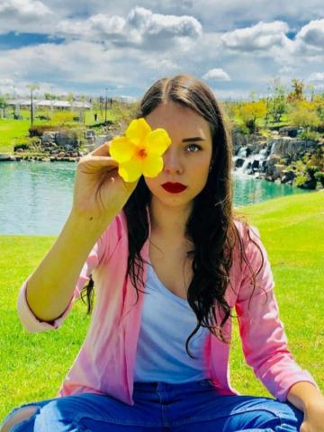 Violeta Katsurada 1 Violeta Katsurada 1