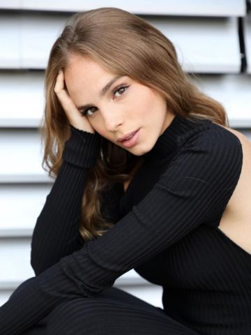 Camila Romero 4